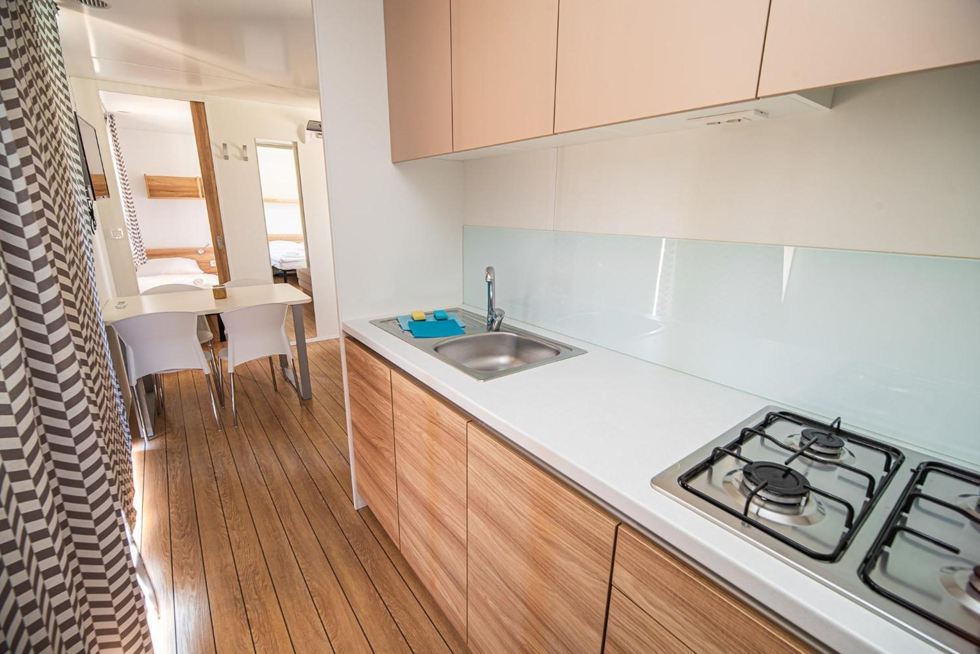 ברז'יס Mediteran Travel Mobile Homes In Camping Terme Catez מראה חיצוני תמונה